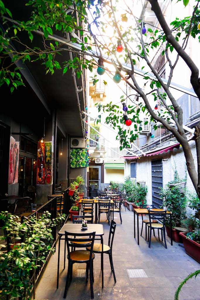 fab food bašta enterijer