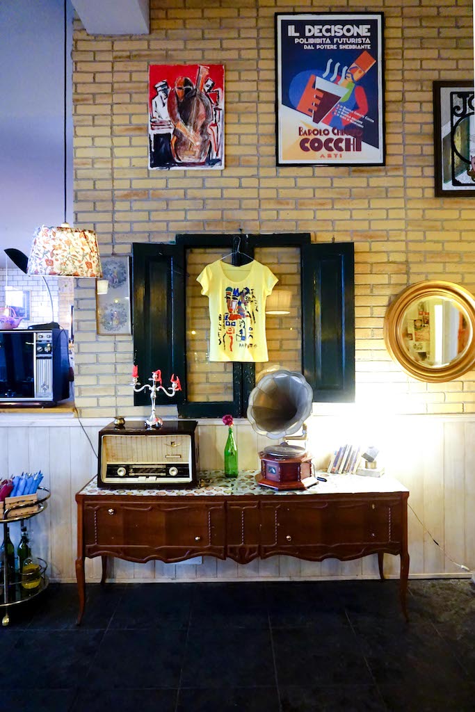 Fab food vintage komadi